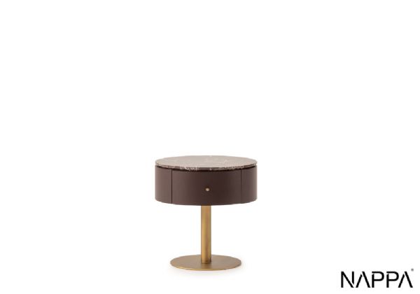 LORA KOMODİN VİŞNE